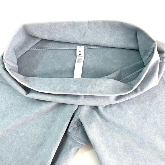 lululemon Wunder Under High Rise Crop *21” Wash Chambray NWOT 10 - Picture 10 of 15